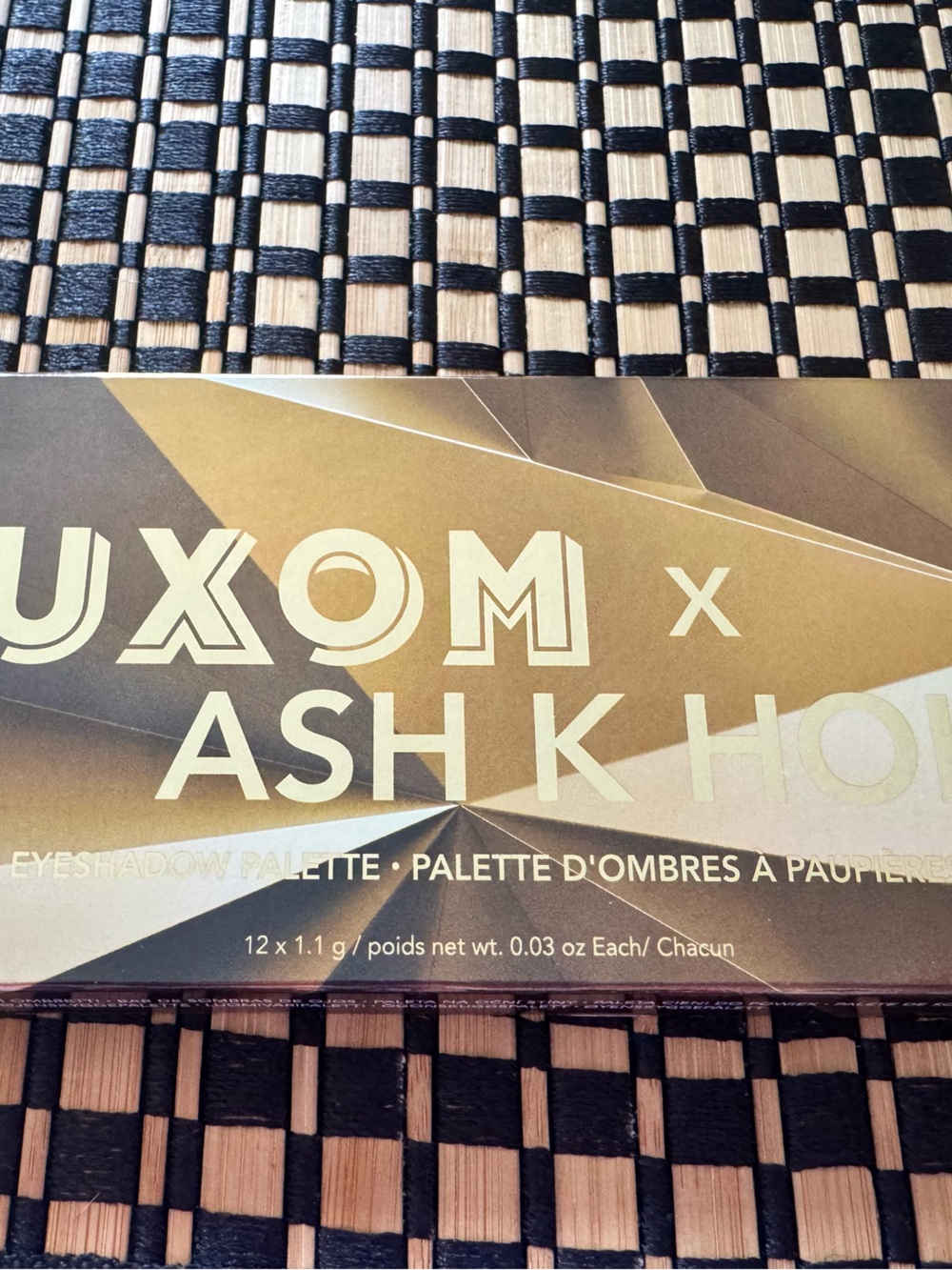 Buxom Eyeshadow Palette - Gold, Purple, Teal, Coral, Brown